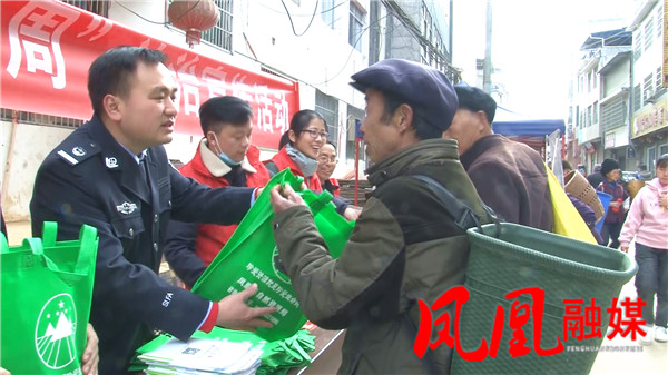 ff8b6fc9-23e8-4dbe-81d1-970f6105d5ba.jpg
