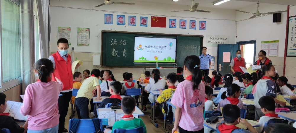 eae369f2-1046-4c4e-b965-fac36899b190.jpg